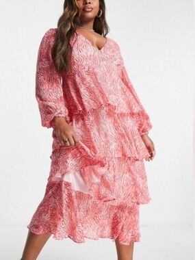 NWT Pretty Lavish x ASOS Ashton Tiered Midi Dress